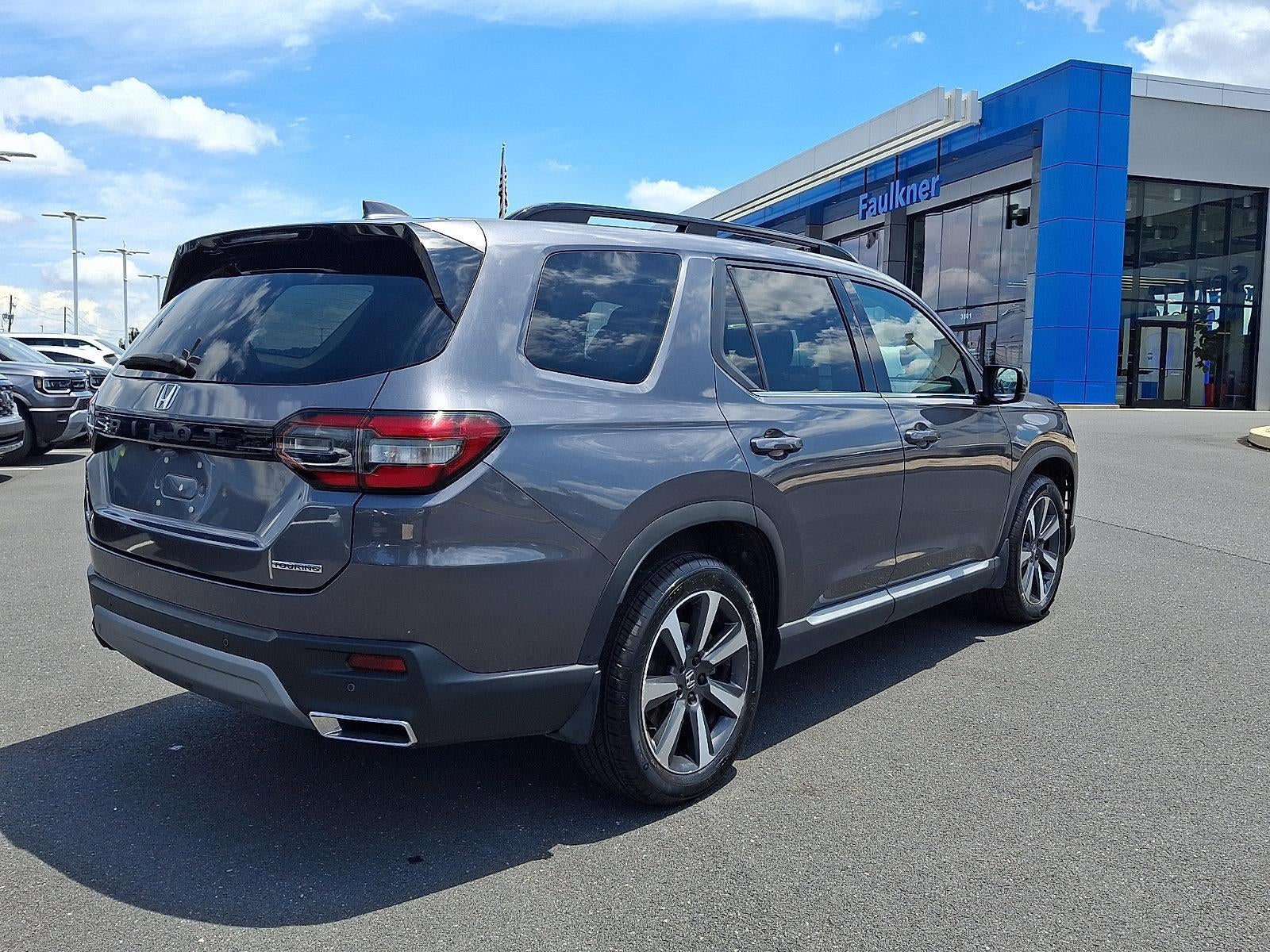 2023 Honda Pilot Touring AWD