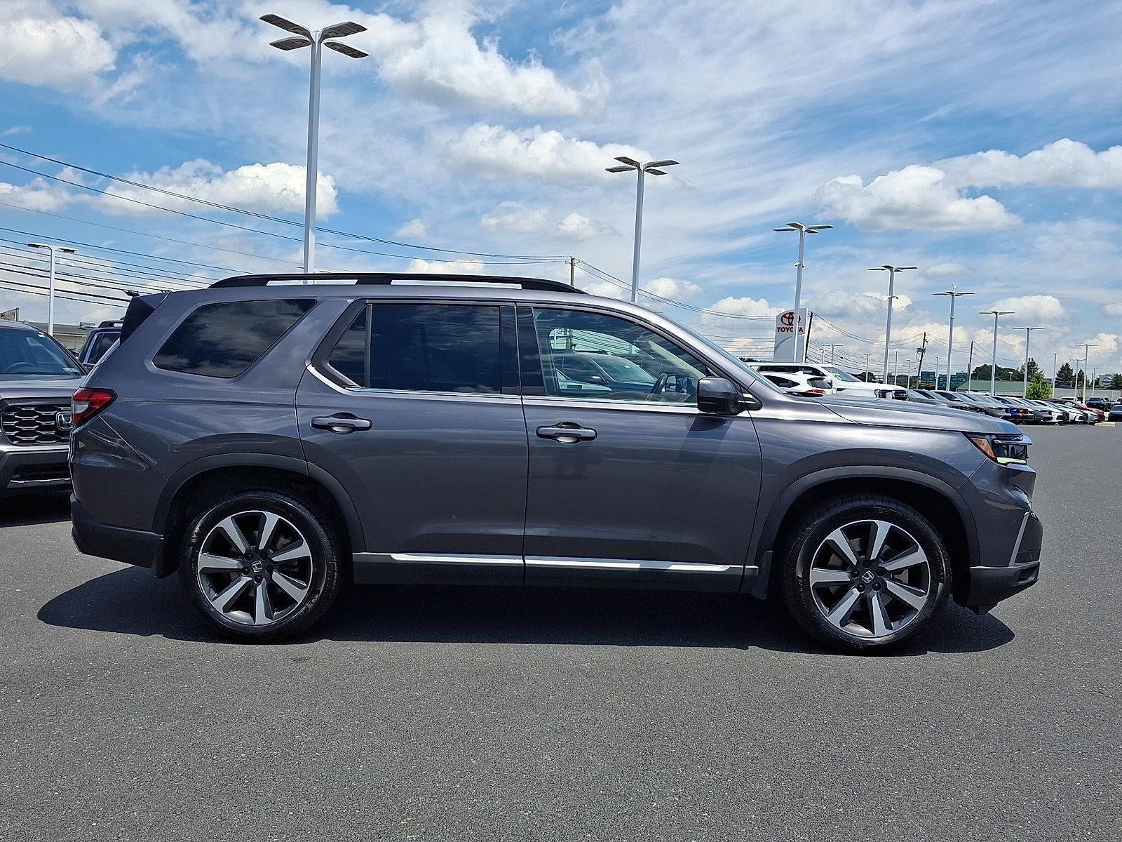 2023 Honda Pilot Touring AWD