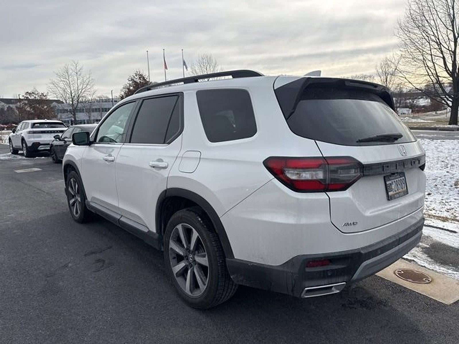 2025 Honda Pilot Elite AWD