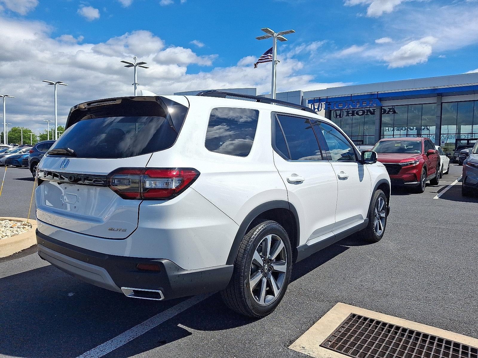 2025 Honda Pilot Elite AWD