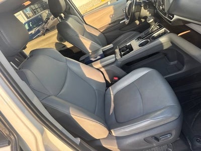 2021 Toyota Sienna XLE AWD 7-Passenger (Natl)