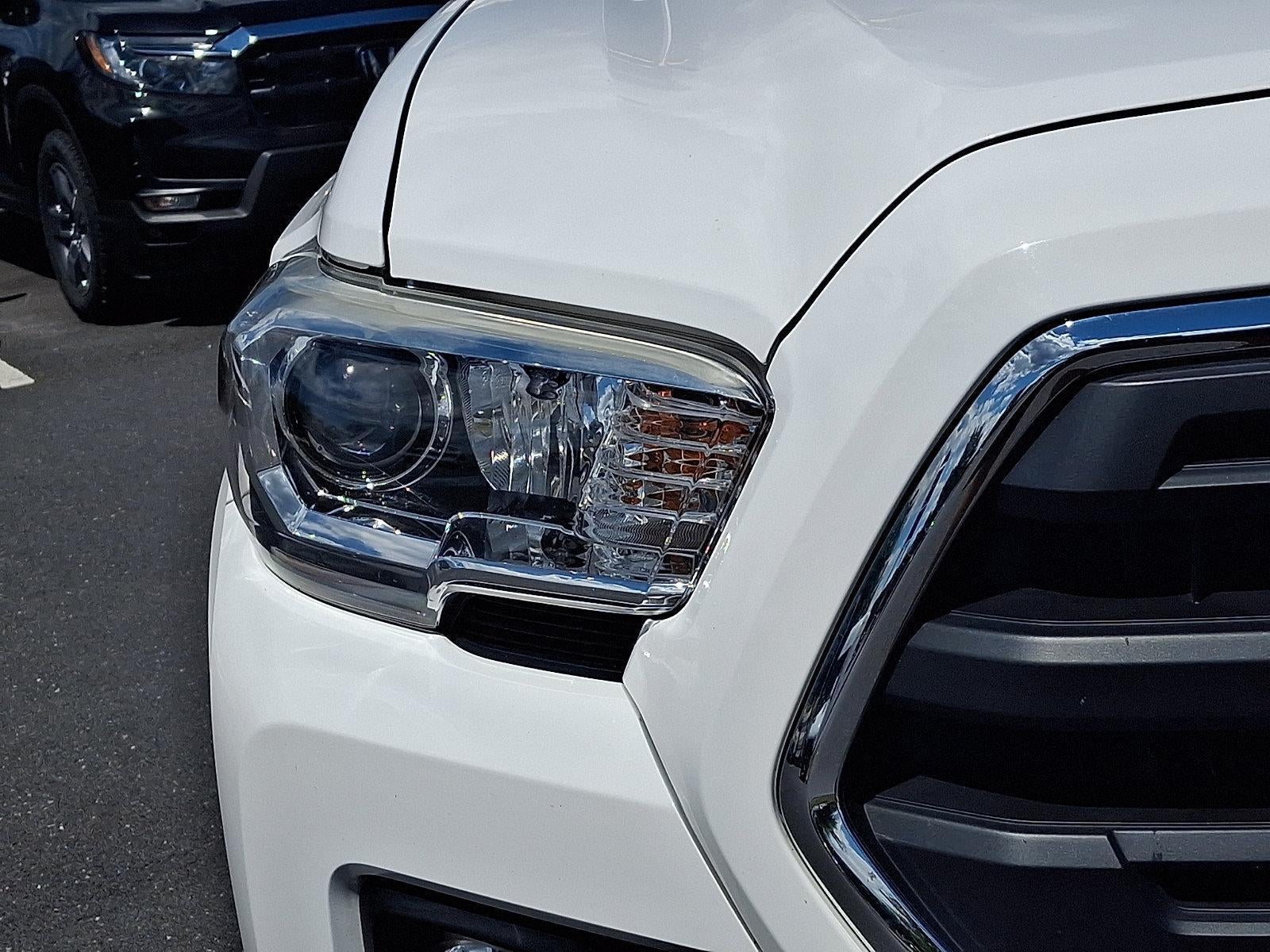 2017 Toyota Tacoma SR5 Access Cab 6' Bed V6 4x4 AT (SE)