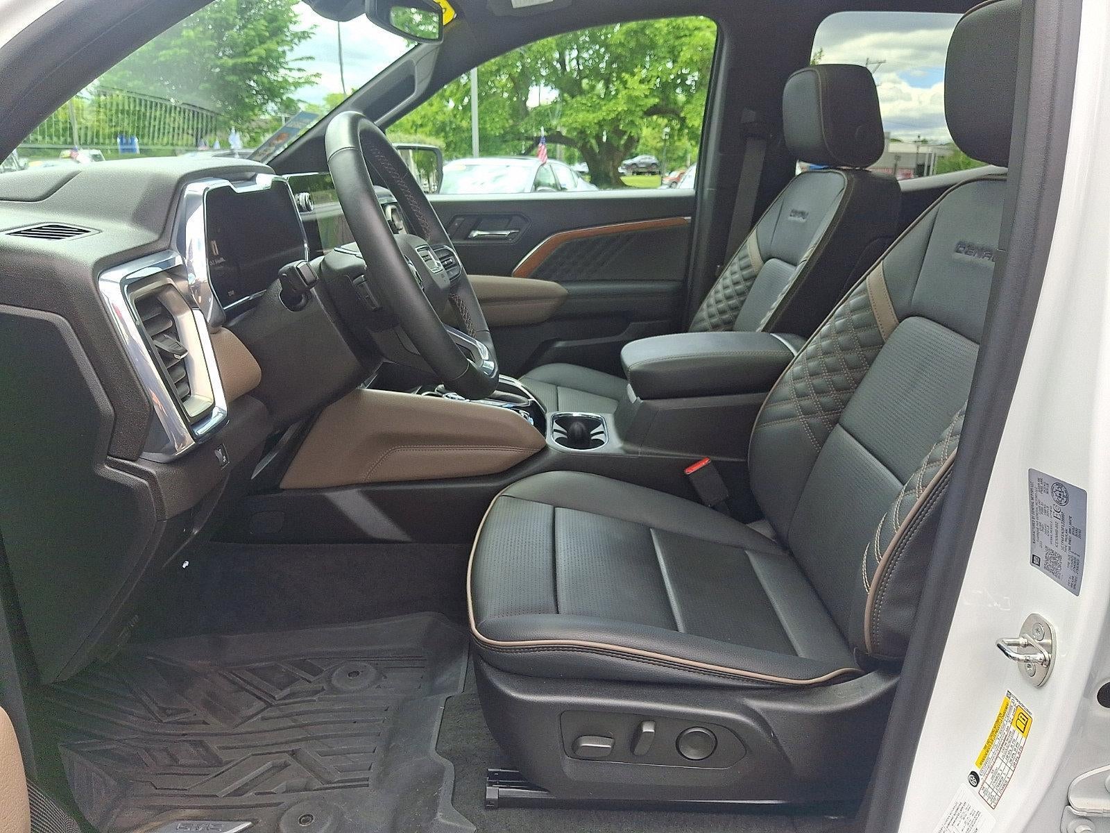 2023 GMC Canyon Crew Cab Short Box 4-Wheel Drive Denali
