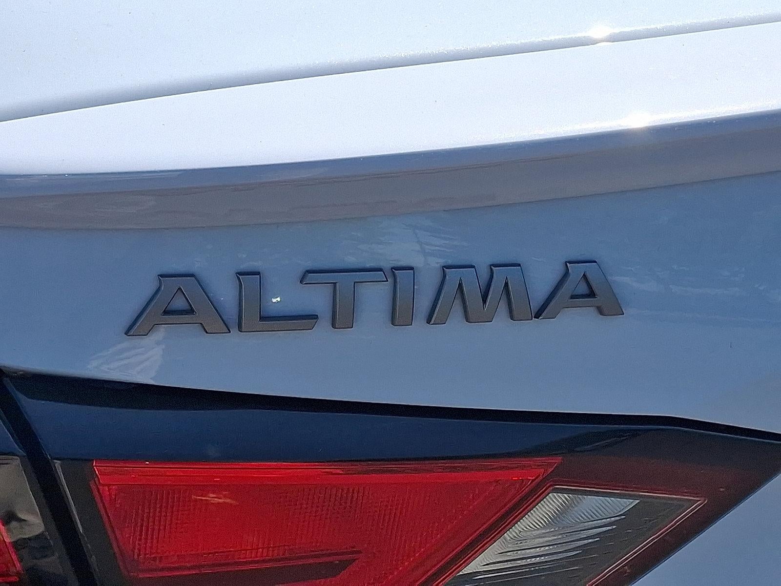 2023 Nissan Altima 2.0 SR Sedan