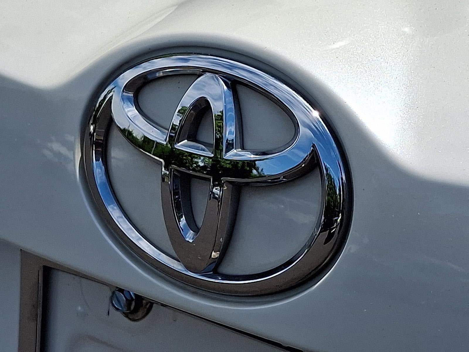 2015 Toyota RAV4 AWD 4dr Limited (GS)