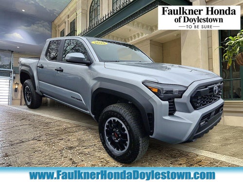 2025 Toyota Tacoma 4WD 4WD SR Double Cab 5' Bed MT (Natl)