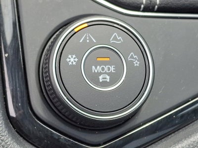 2023 Volkswagen Taos SE 4MOTION
