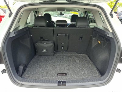 2023 Volkswagen Taos SE 4MOTION