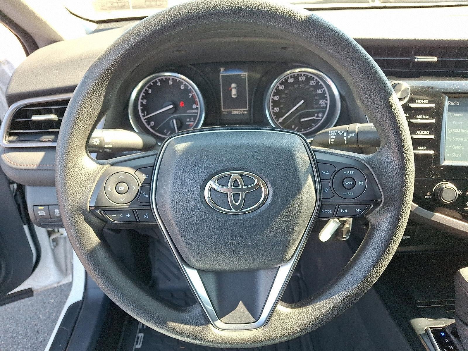2020 Toyota Camry LE Auto (Natl)