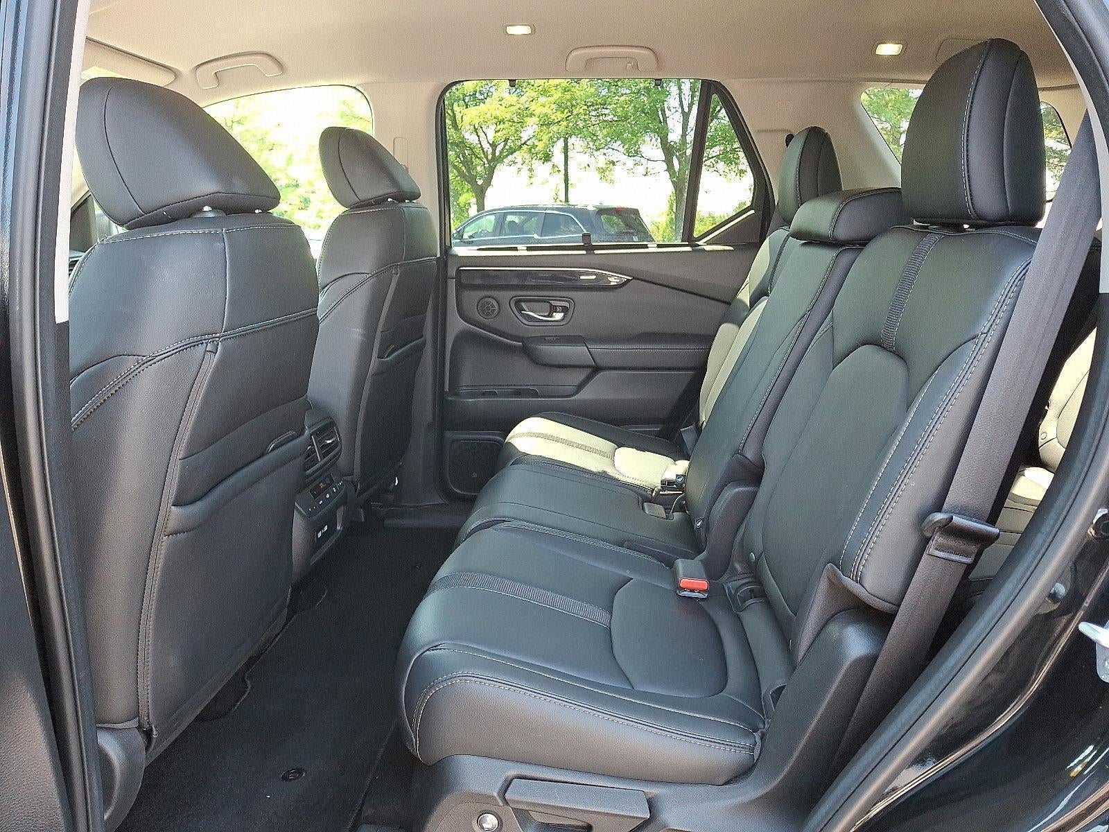 2023 Honda Pilot EX-L 8 Passenger AWD