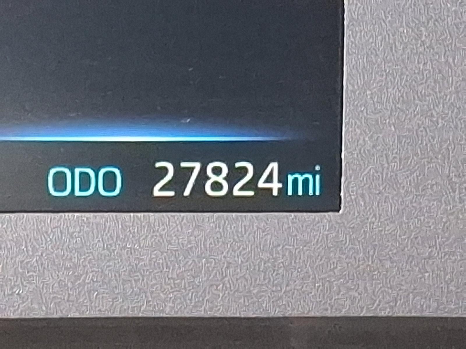 2023 Toyota Corolla Cross L 4WD (Natl)