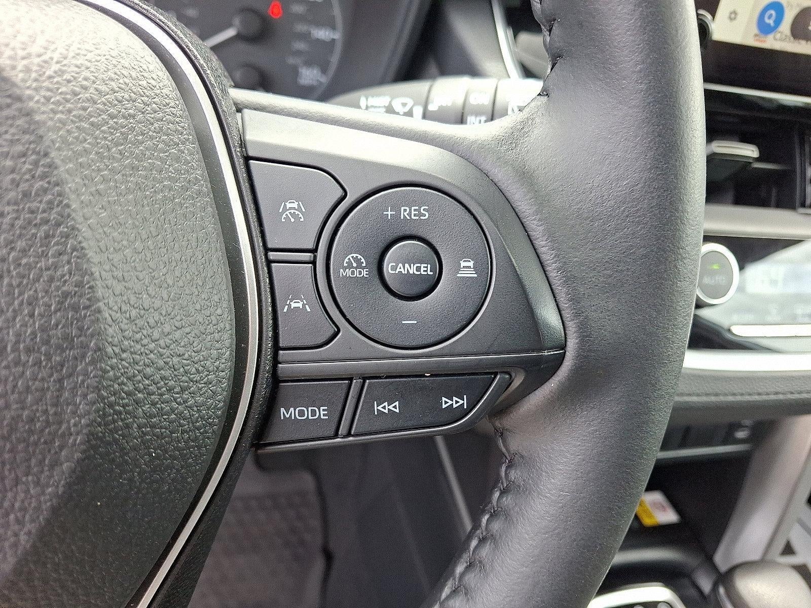 2023 Toyota Corolla Cross LE 4WD (Natl)