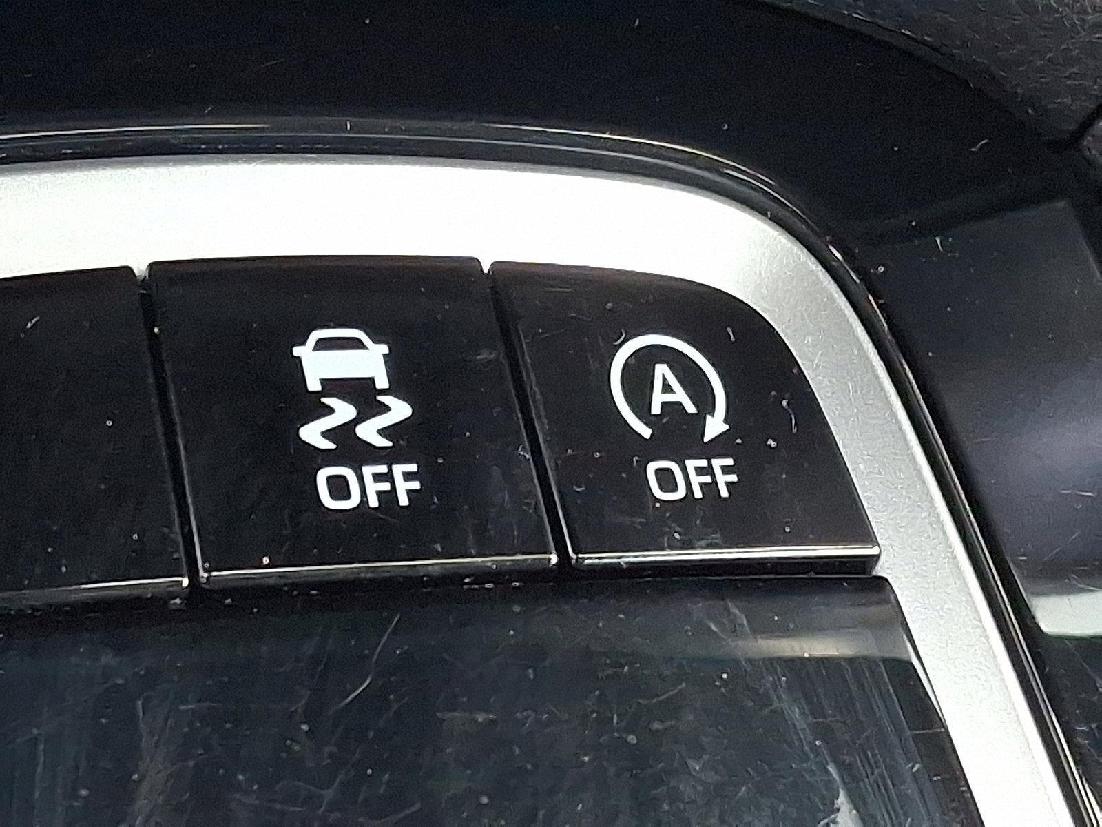 2023 Toyota Corolla Cross LE 4WD (Natl)