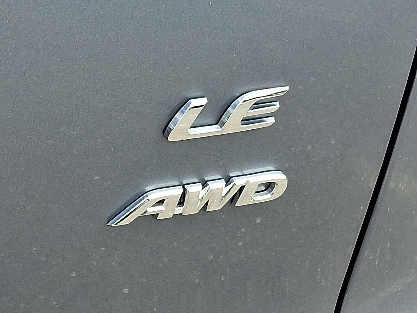 2023 Toyota Corolla Cross LE 4WD (Natl)