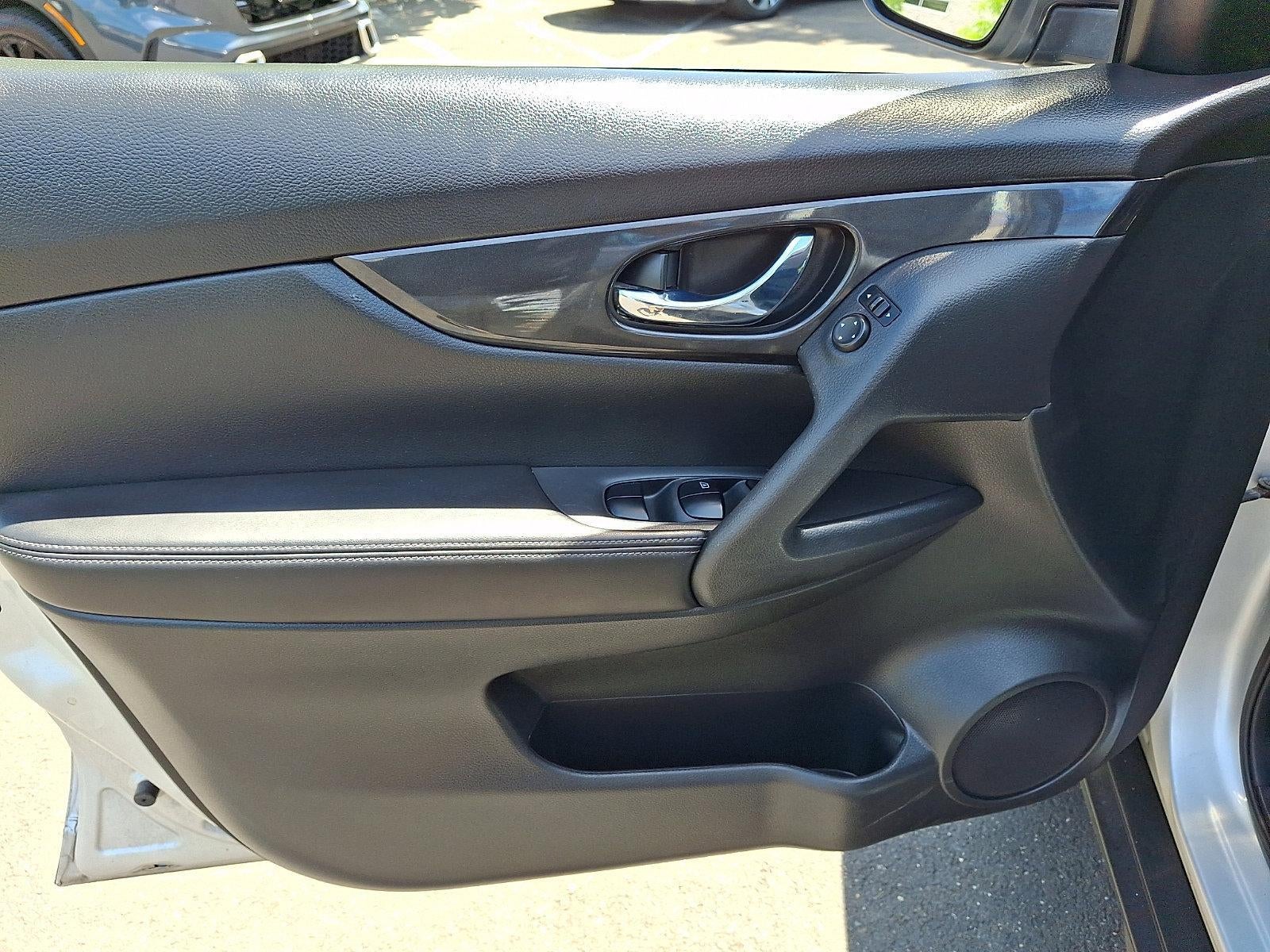 2017 Nissan Rogue AWD S