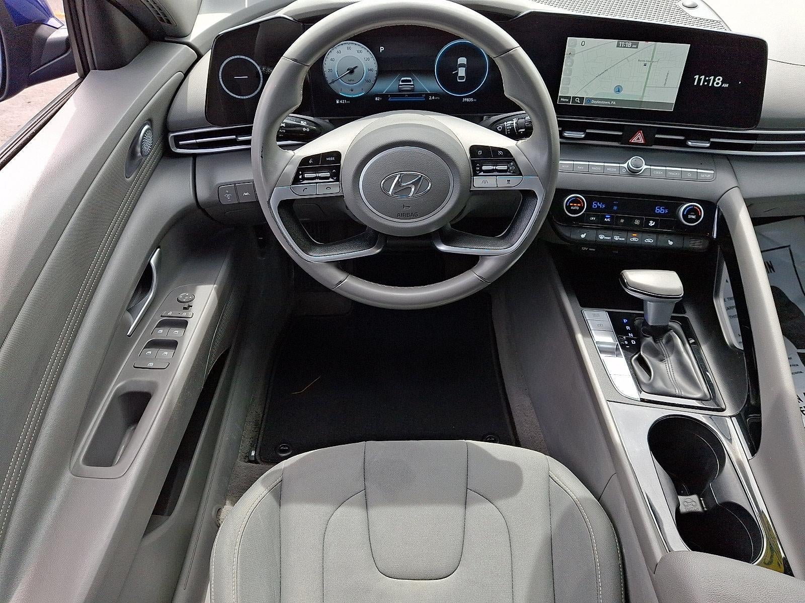 2023 Hyundai ELANTRA SEL IVT