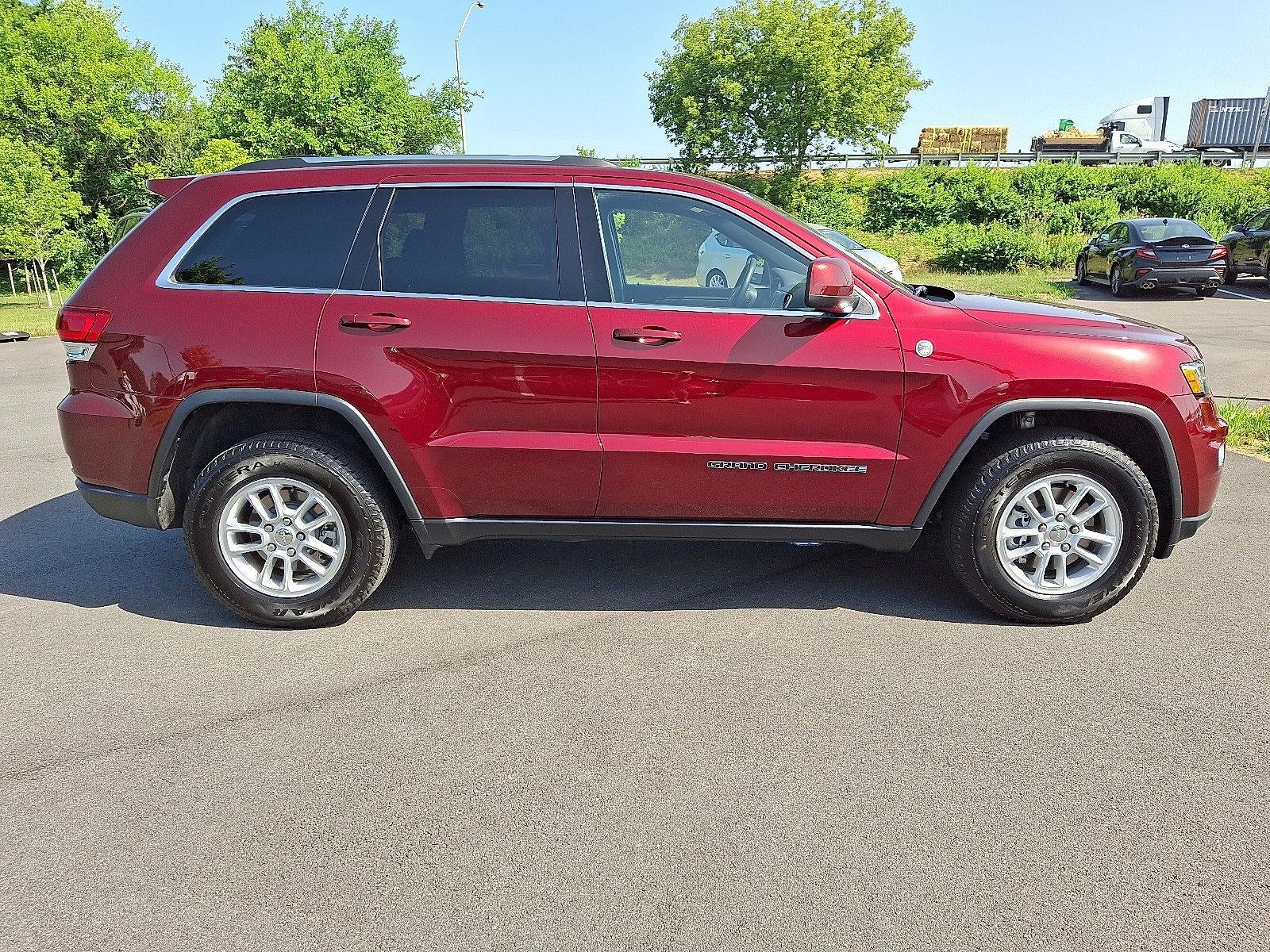 2020 Jeep Grand Cherokee Laredo E 4x4