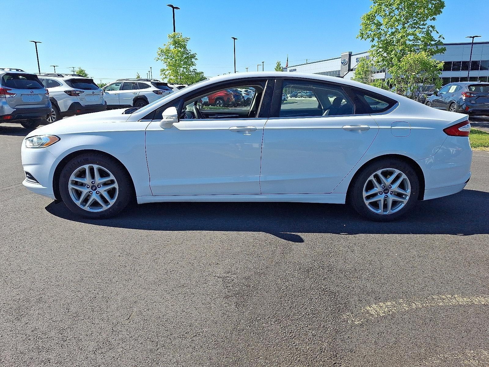 2014 Ford Fusion 4dr Sdn SE FWD