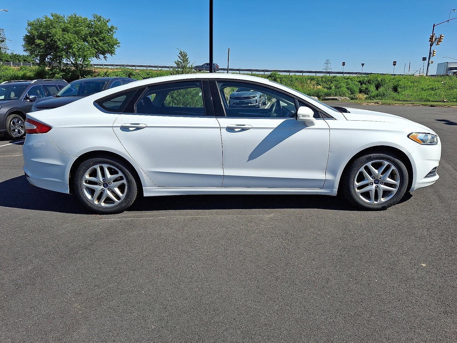 2014 Ford Fusion 4dr Sdn SE FWD