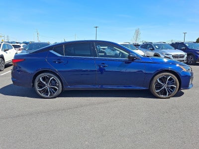 2024 Nissan Altima 2.5 SR Sedan