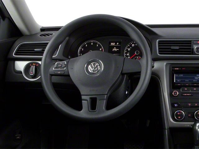 2013 Volkswagen Passat 4dr Sdn 2.5L Auto S w/Appearance PZEV *Ltd Avail*