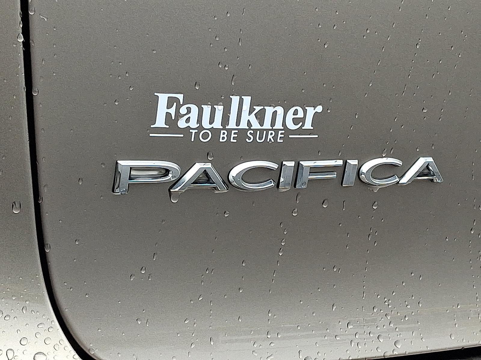 2017 Chrysler Pacifica Touring-L Plus FWD