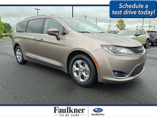 2017 Chrysler Pacifica Touring-L Plus FWD