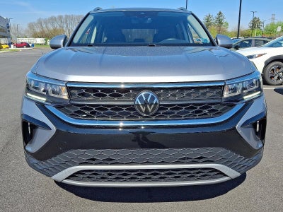 2024 Volkswagen Taos SE 4MOTION