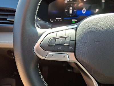 2024 Volkswagen Taos SE 4MOTION