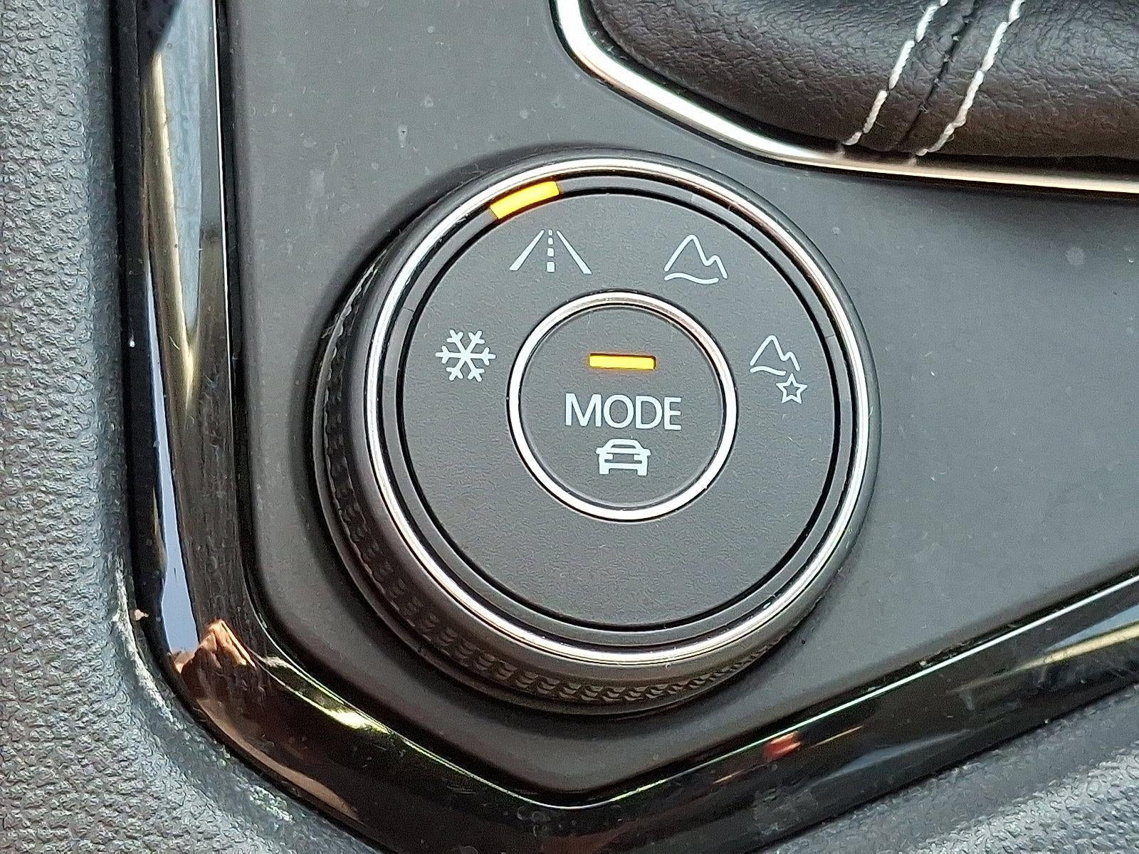 2024 Volkswagen Taos SE 4MOTION