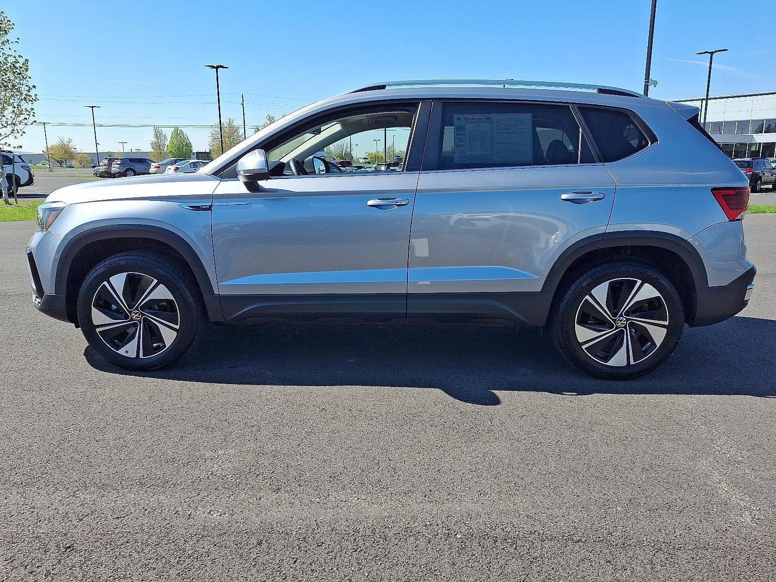 2024 Volkswagen Taos SE 4MOTION
