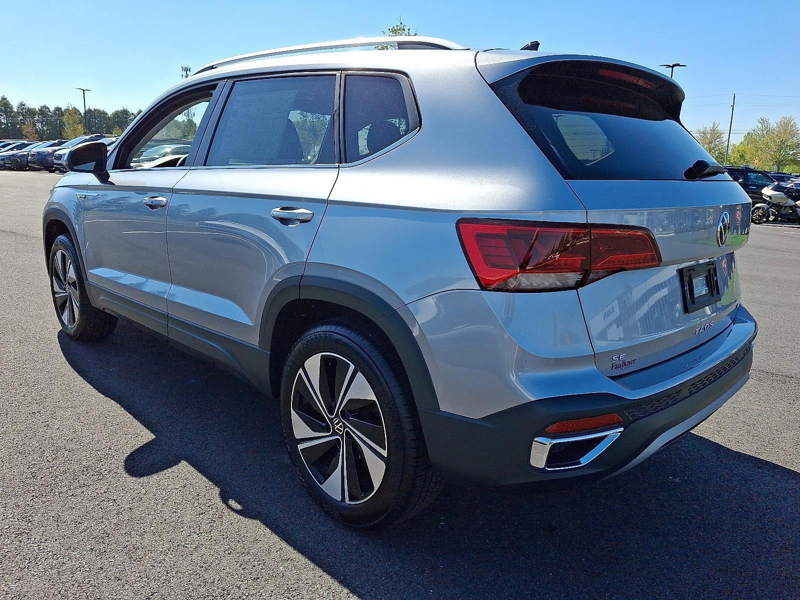 2024 Volkswagen Taos SE 4MOTION