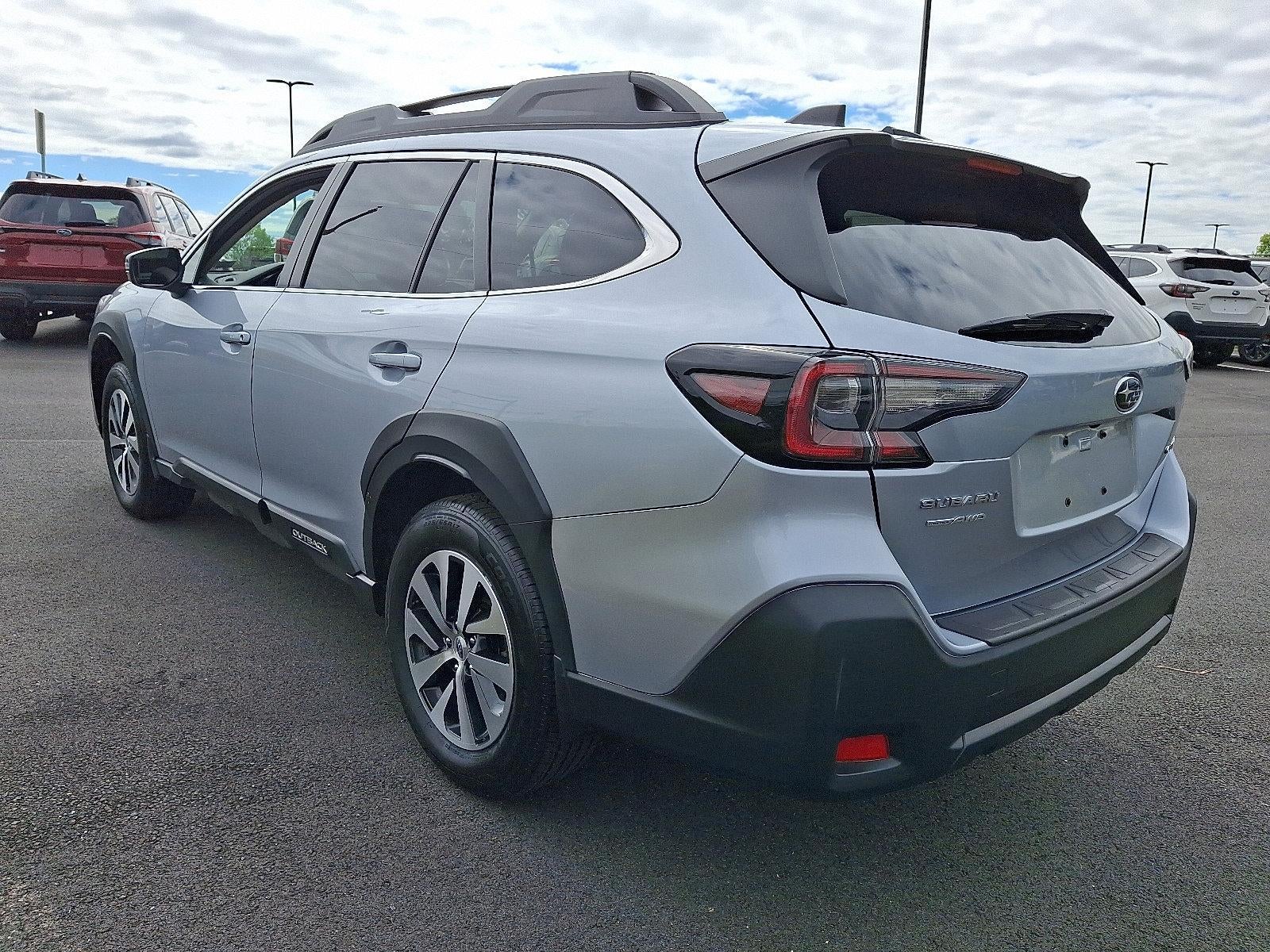 2023 Subaru Outback Premium CVT
