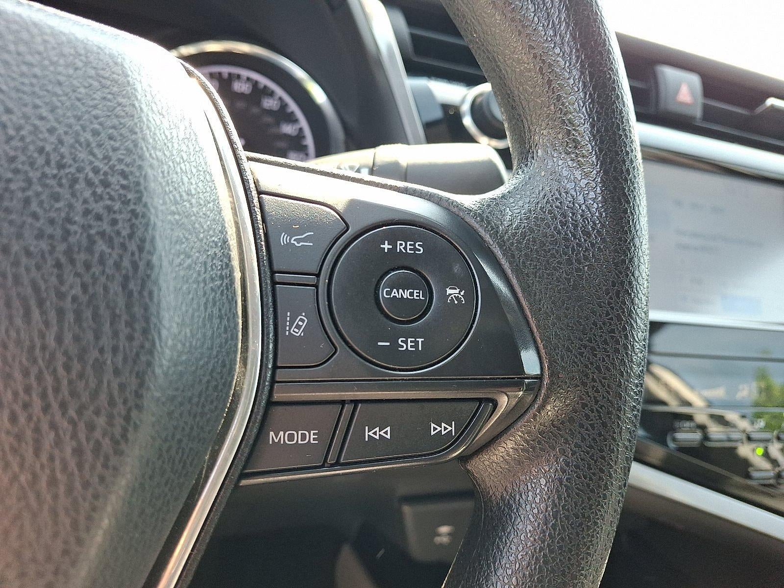 2019 Toyota Camry Hybrid LE CVT (Natl)