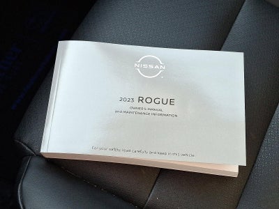 2023 Nissan Rogue AWD SV