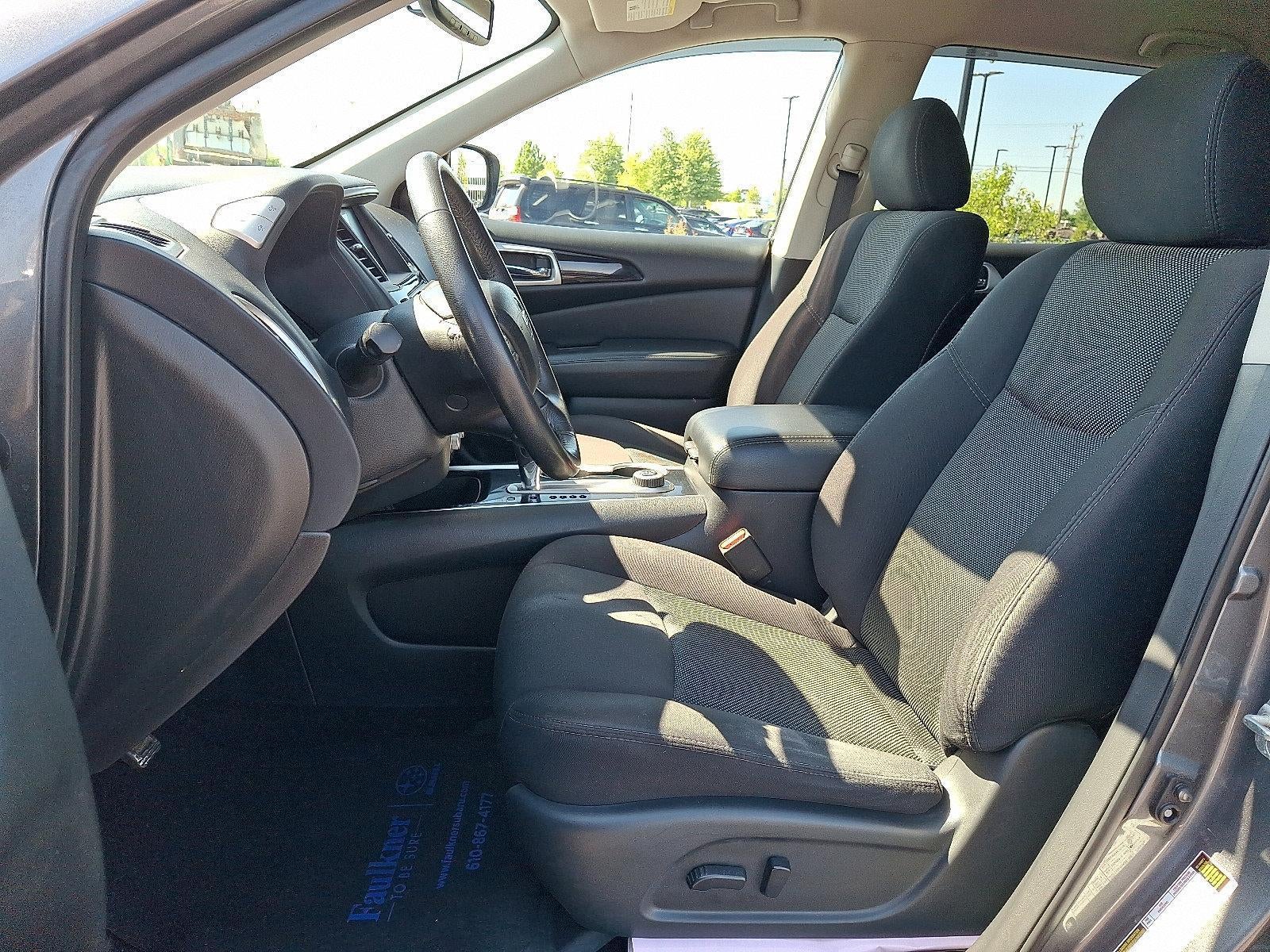 2020 Nissan Pathfinder 4x4 SV