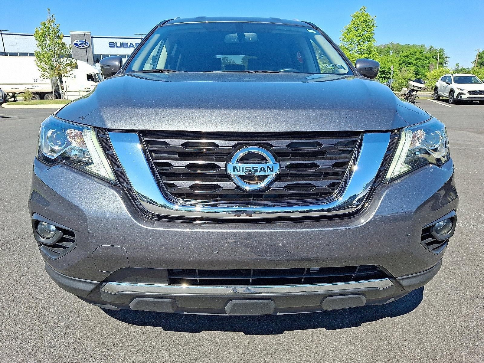 2020 Nissan Pathfinder 4x4 SV