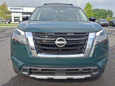 2023 Nissan Pathfinder SL 4WD