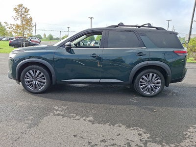 2023 Nissan Pathfinder SL 4WD