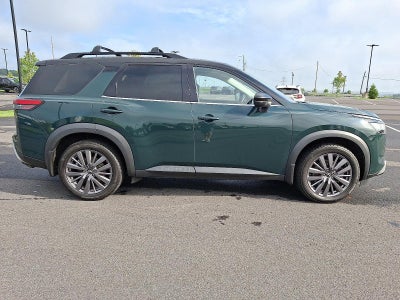 2023 Nissan Pathfinder SL 4WD