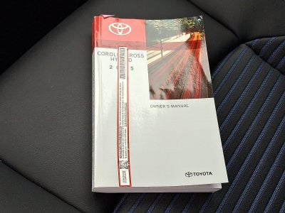 2025 Toyota Corolla Cross Hybrid XSE 4WD (Natl)