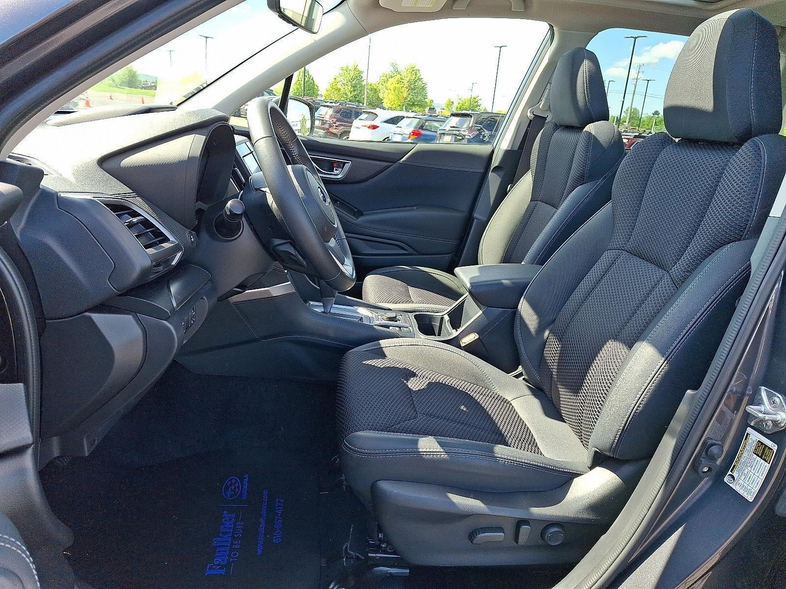 2023 Subaru Forester Premium CVT
