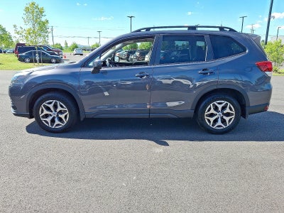 2023 Subaru Forester Premium CVT