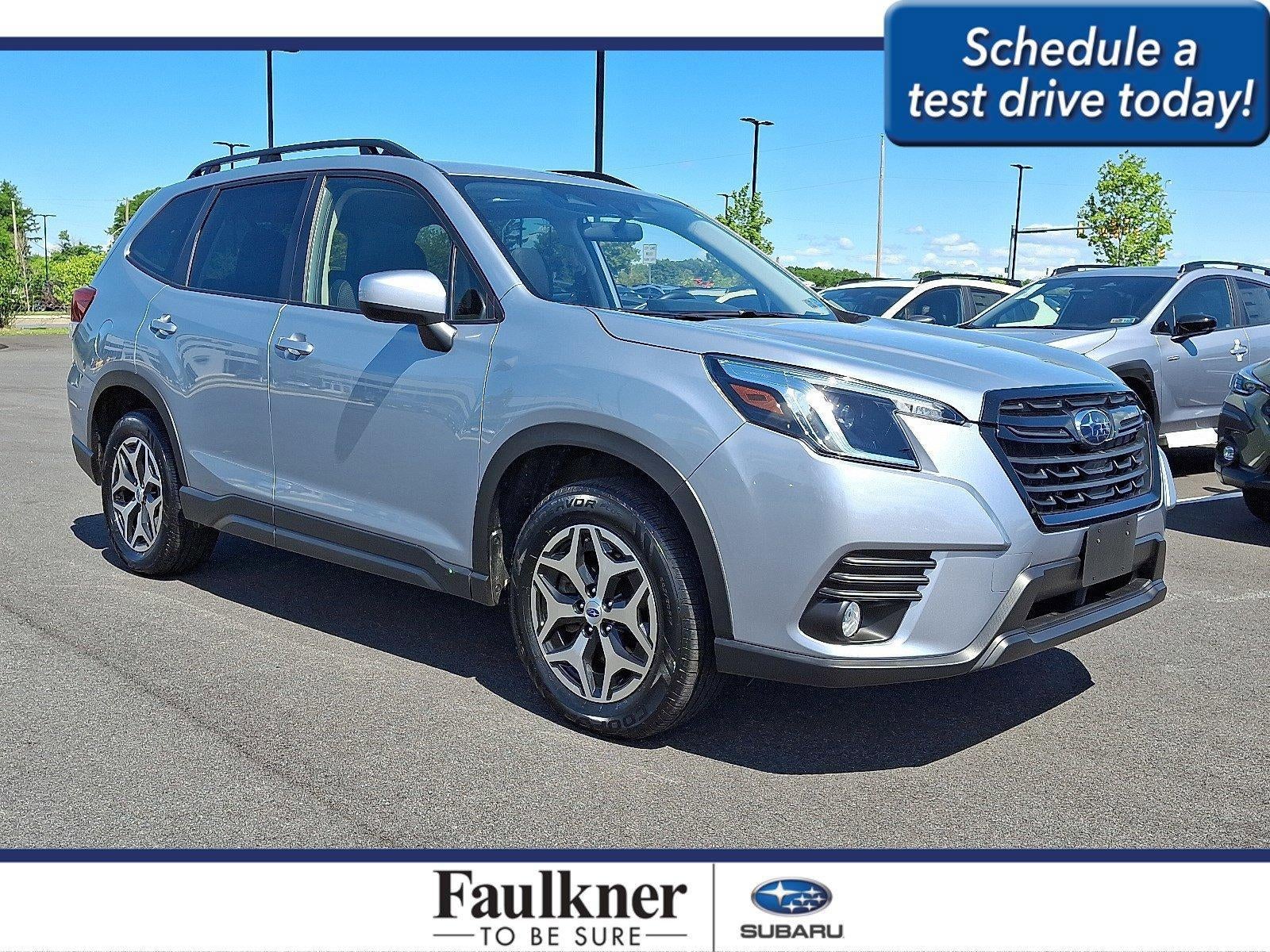 2023 Subaru Forester Premium CVT