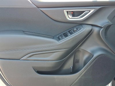2023 Subaru Forester Premium CVT