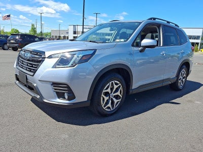 2023 Subaru Forester Premium CVT