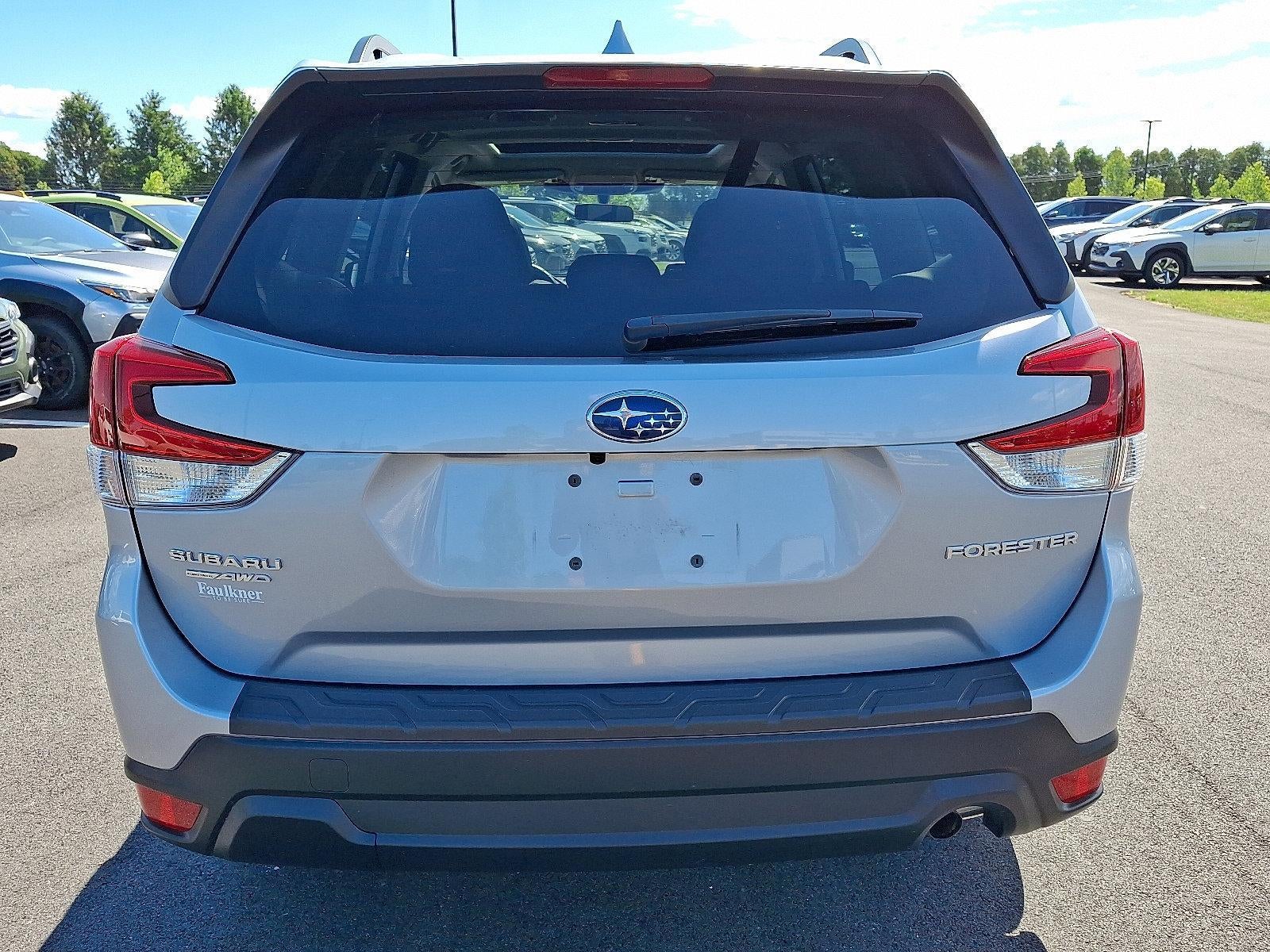 2023 Subaru Forester Premium CVT