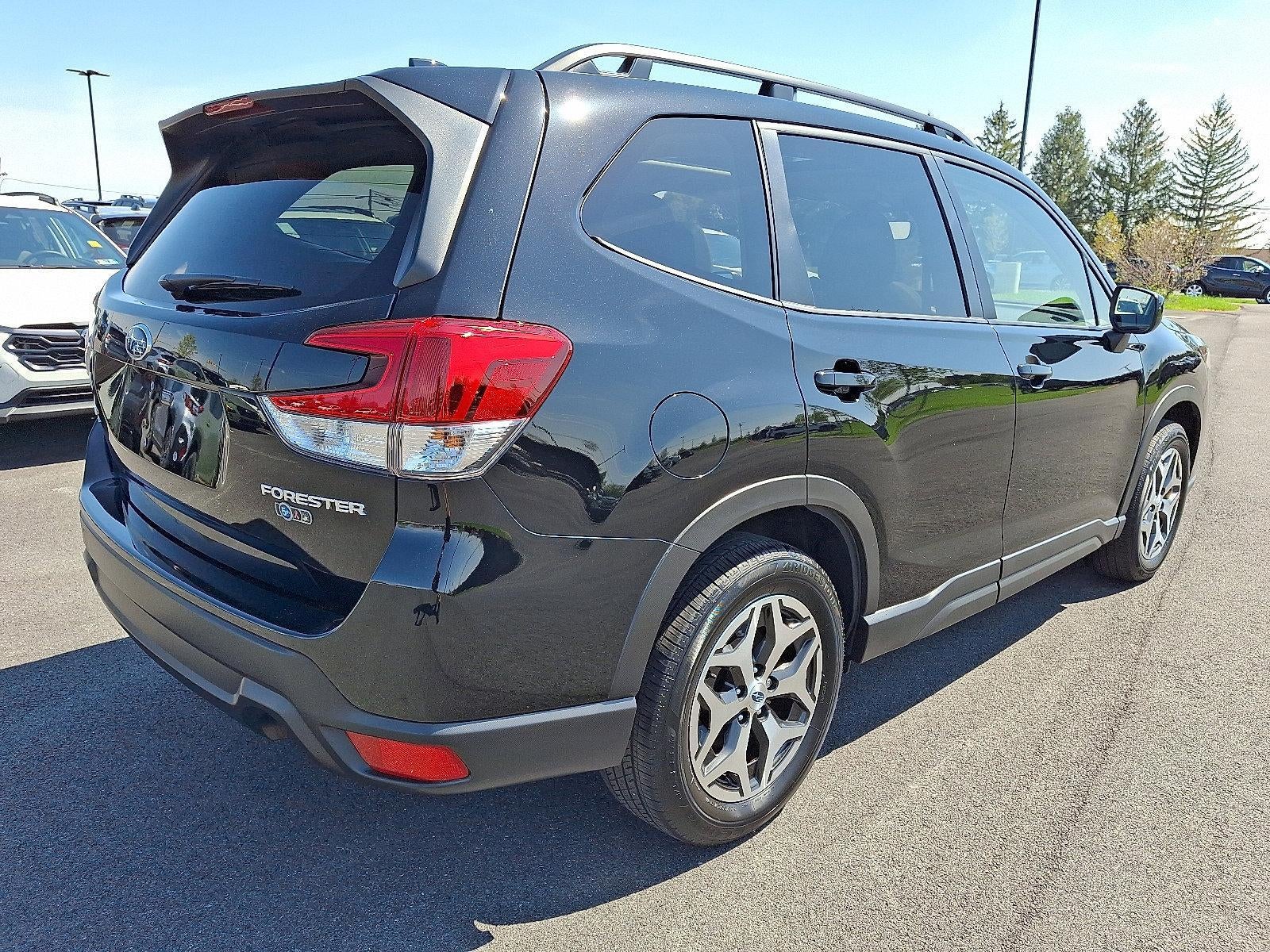 2024 Subaru Forester Premium AWD