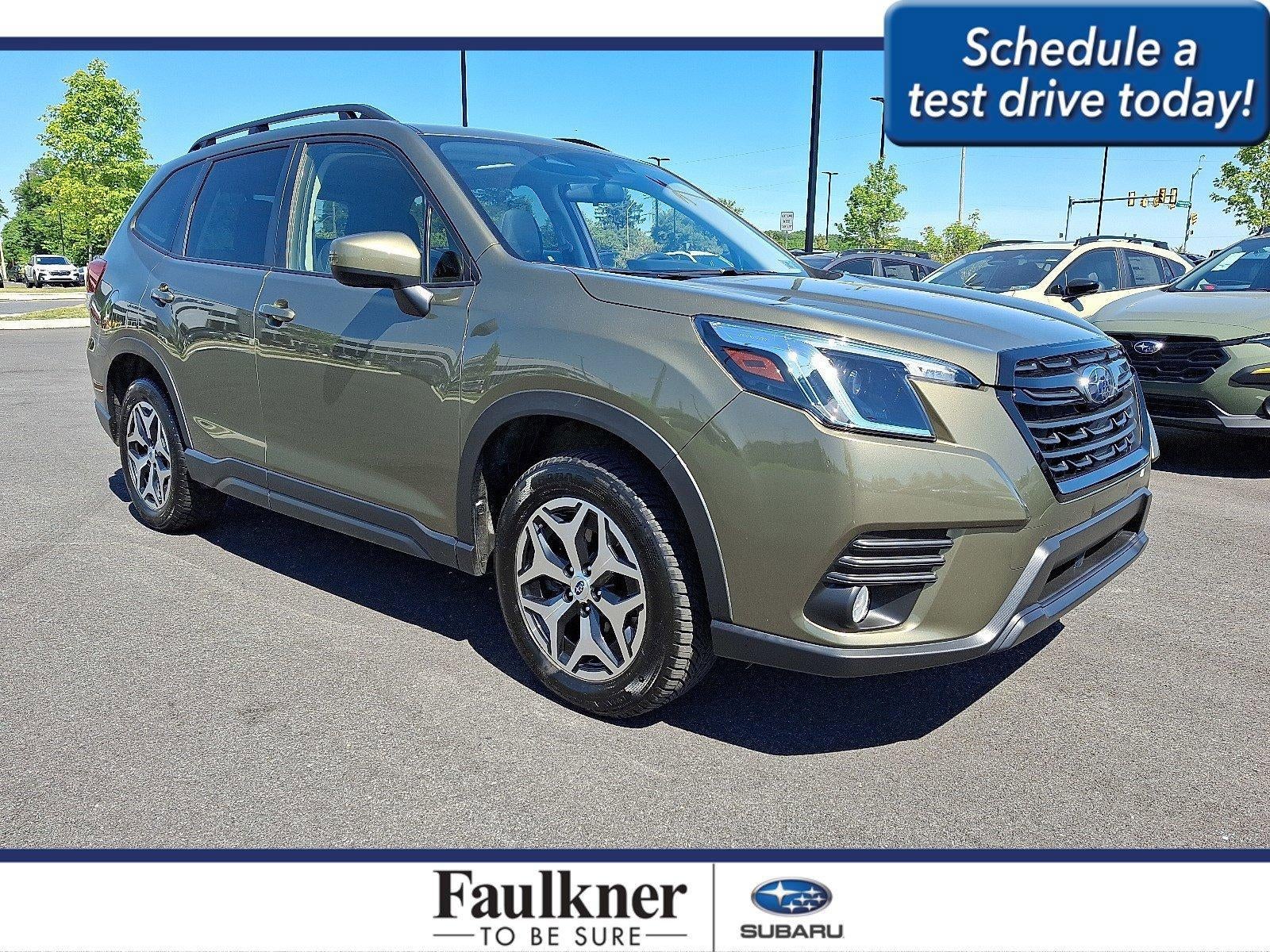 2023 Subaru Forester Premium CVT