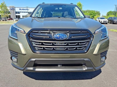 2023 Subaru Forester Premium CVT